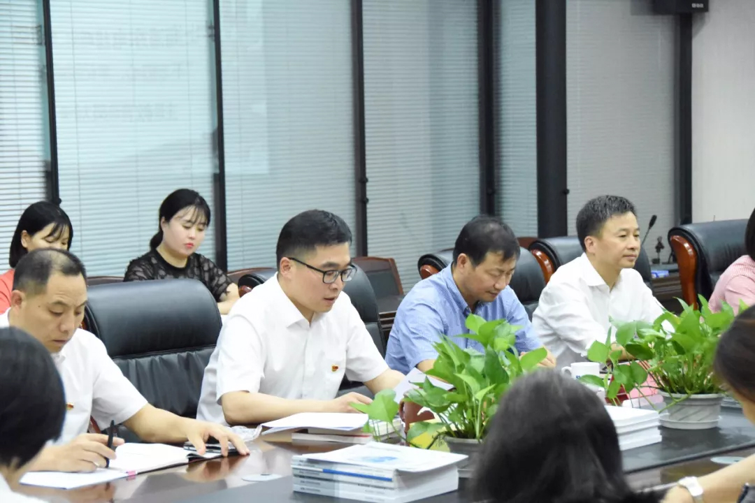 1570501764737935.jpg 不忘初心、牢记使命.jpg